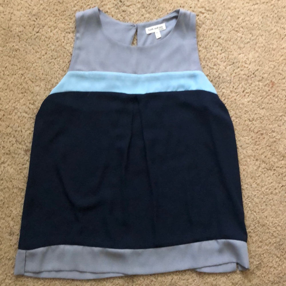 Short sleeve shirt